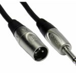 Schulz Kabel signaalikaapeli pituus 1 metriä, monoplugi 6.3 mm (uros) – XLR (uros). Luotettavan Saksalaisen valmistajan kaapeli kestää pidempiaikaista käyttöä.